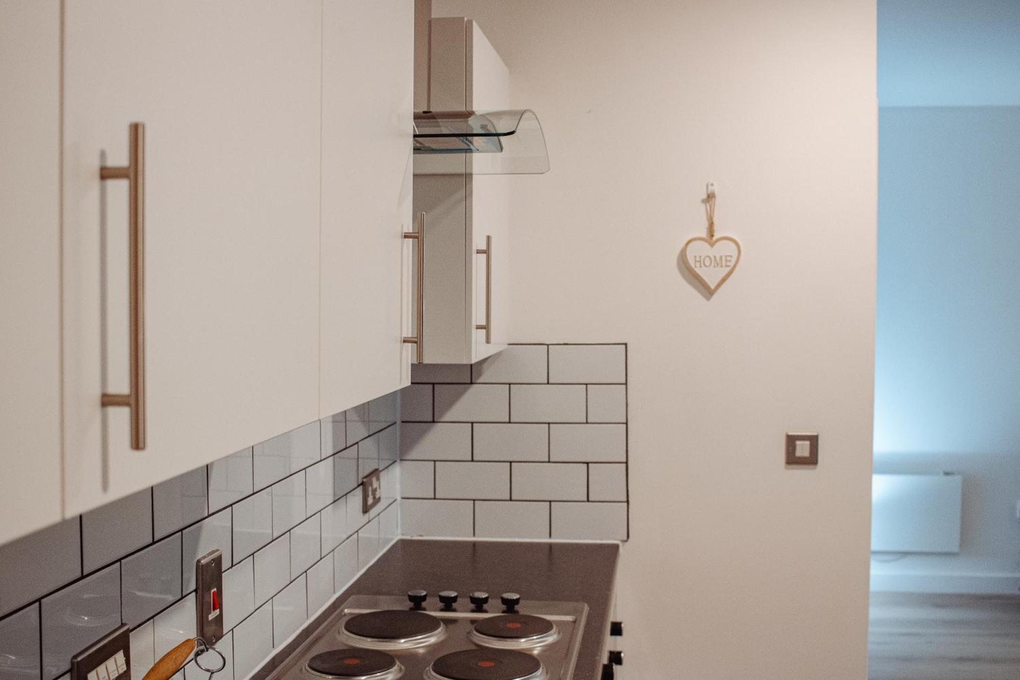 Central & Spacious, Sleeps 8, Perfect For Groups ليدز المظهر الخارجي الصورة